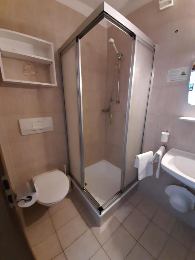 Fn & Company Hotel Maranza Luaran gambar