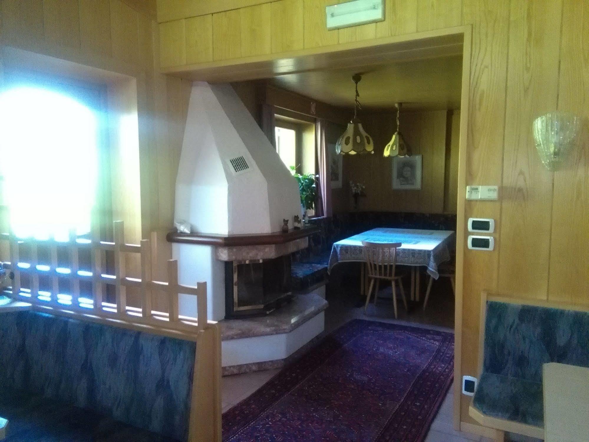 Fn & Company Hotel Maranza Luaran gambar