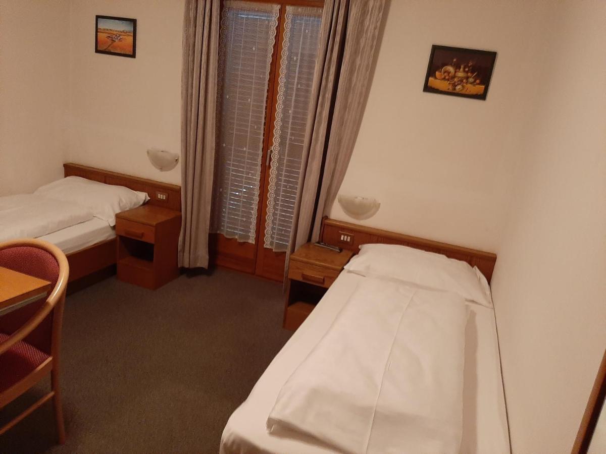 Fn & Company Hotel Maranza Luaran gambar